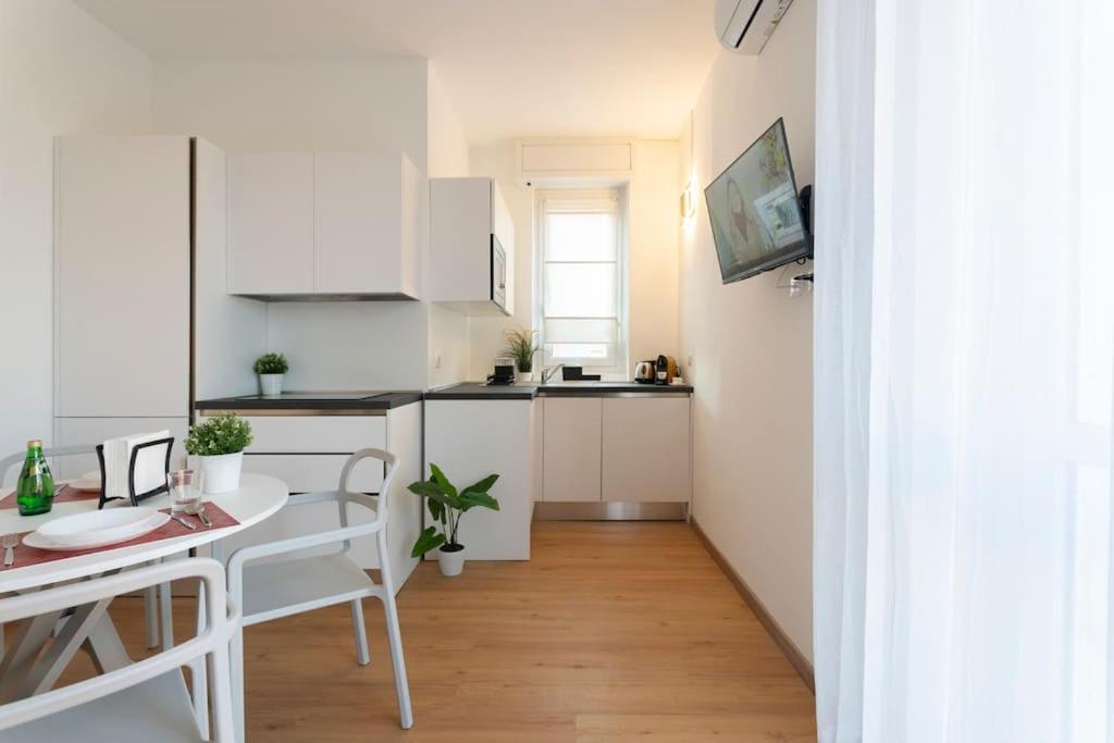 Modern House Dergano A 150 Metri Metro Daire Milano Dış mekan fotoğraf