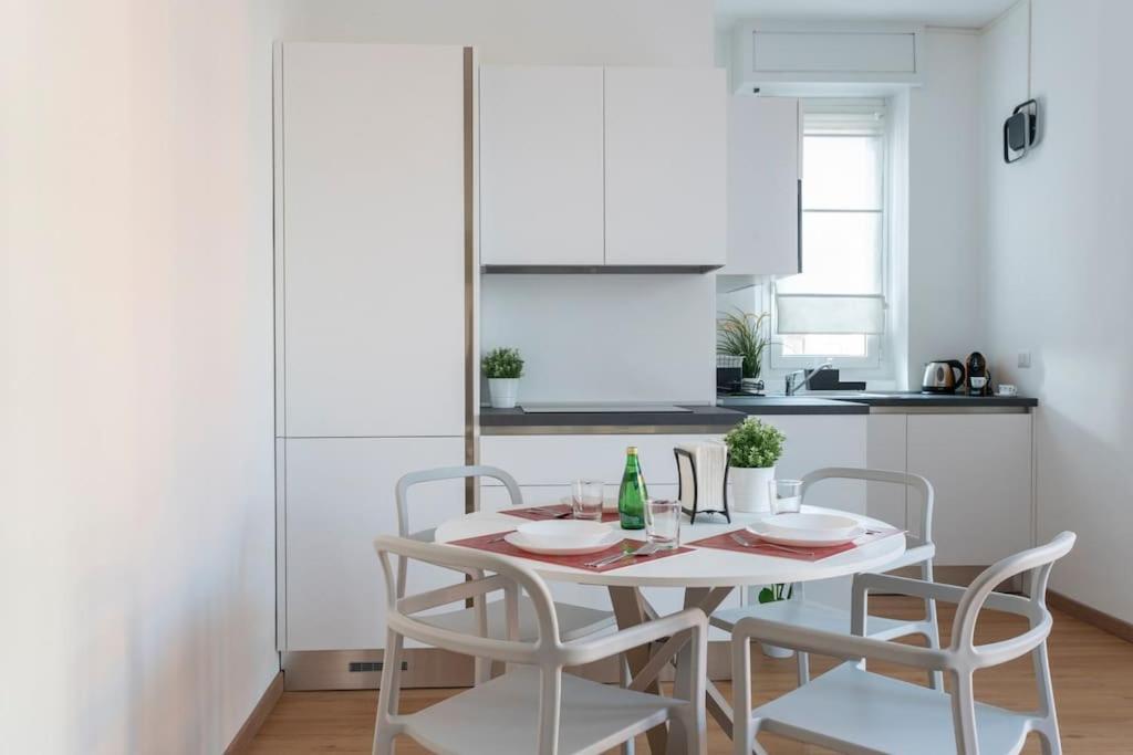 Modern House Dergano A 150 Metri Metro Daire Milano Dış mekan fotoğraf